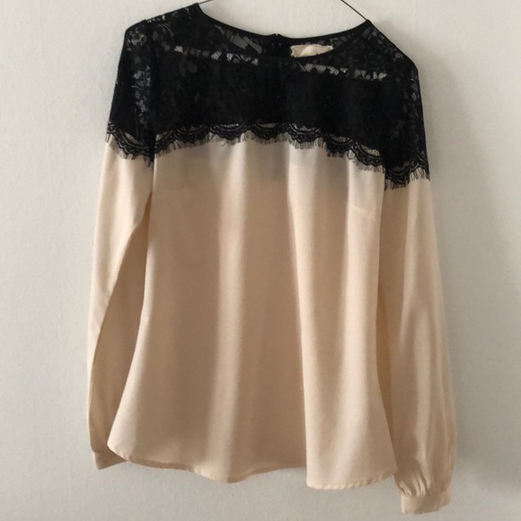 A'Reve Tops - Lace top long sleeve blouse